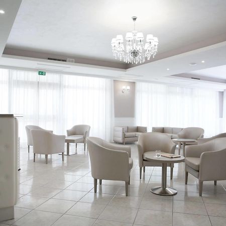 Hotel Leon - Ristorante Al Cavallino Rosso San Giovanni Rotondo Esterno foto