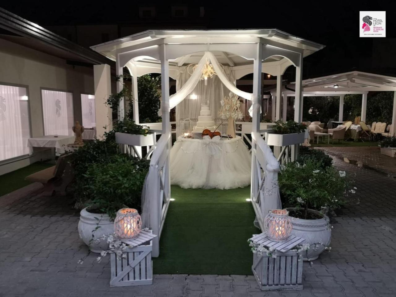 Hotel Leon - Ristorante Al Cavallino Rosso San Giovanni Rotondo Esterno foto